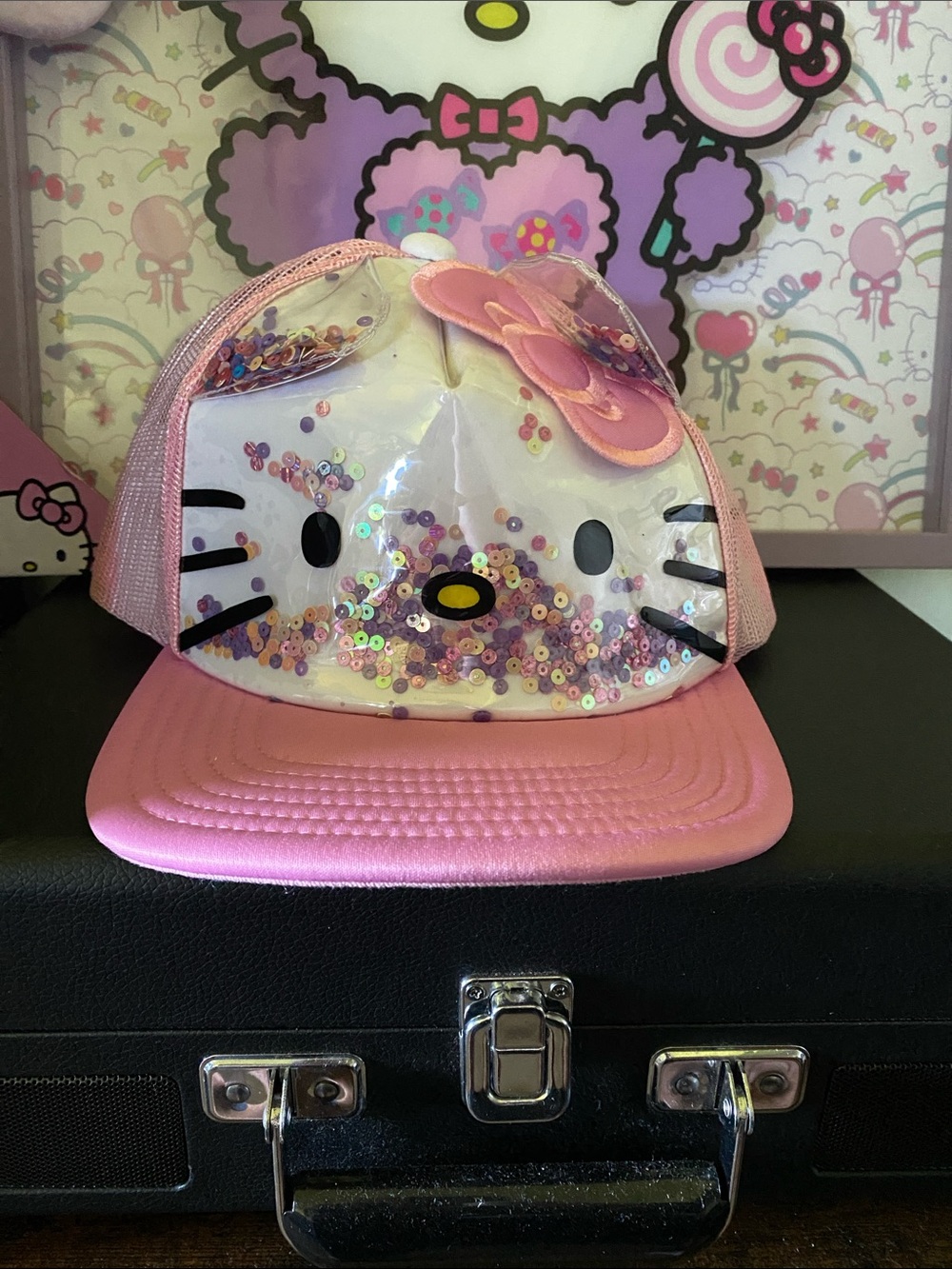 NWT Hello Kitty Pink Sequin Mesh Trucker Hat 🩷🖤
